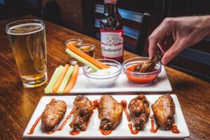 food and beer pairings; grilled meat served with beer.