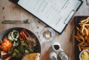 tips for designing a drink menu; menu placed beside appetisers