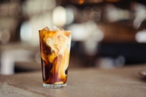 best Halloween alcohol drinks; the old-fashioned pumpkin cocktail