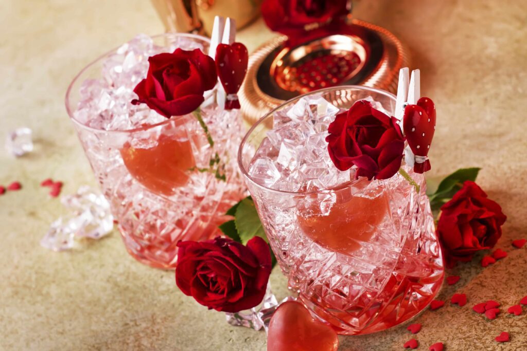 Valentine’s day cocktails, cocktails with ice and roses.