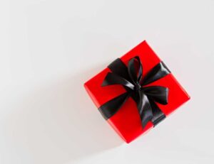 luxury carton packaging; red carton